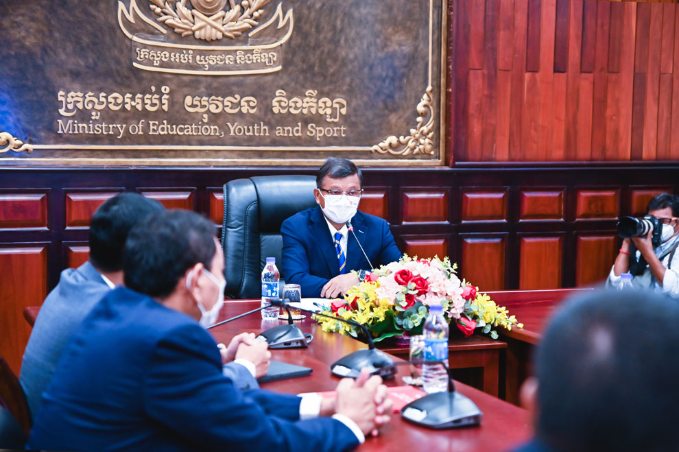 HE Dr Hang Chuon Naron hailed the partnership with Metfone. SUPPLIED