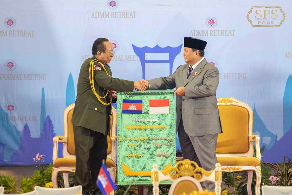 Cambodian defence minister Tea Banh hands over ASEAN Defence Ministers’ chairmanship to Indonesia on November 23. TEA BANH VIA FB