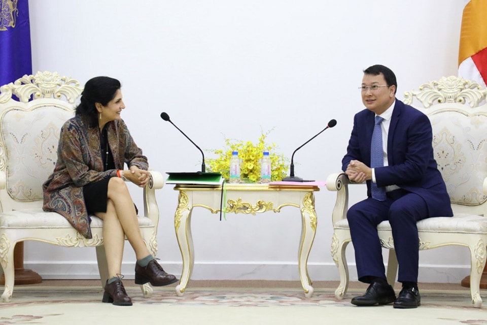 Minister of Agriculture, Forestry and Fisheries Dith Tina meets with Jyosna Puri, vice-president of the International Fund for Agricultural Development (IFAD) on February 2. AGRICULTURE MINISTRY