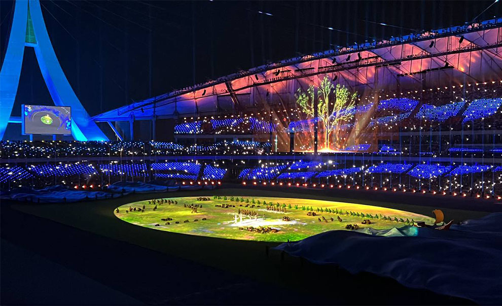 The 32nd Southeast Asian (SEA) Games officially kicked off with a spectacular opening ceremony at the Morodok Techo National Stadium on May 5.