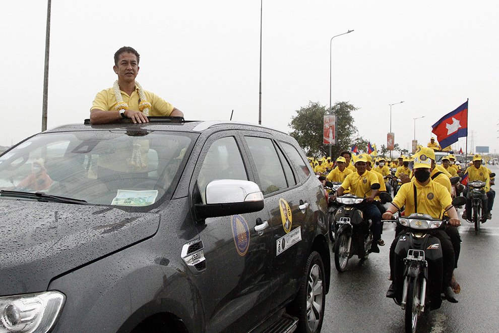 Prince Norodom Chakravuth, president of FUNCINPEC, during the last day of the election campaign in the capital’s Meanchey district on July 21.