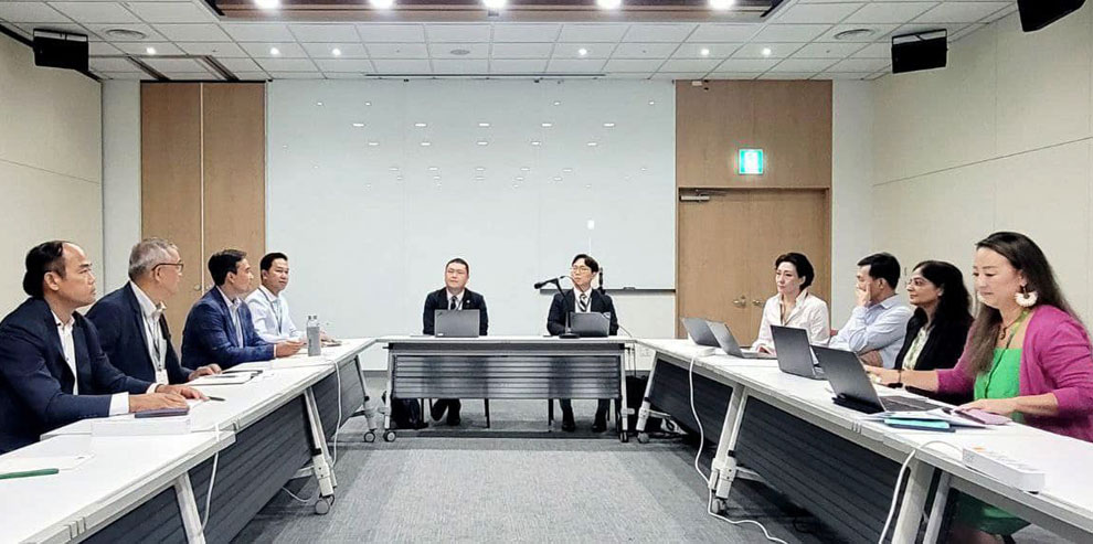 Ministry secretary of state Tin Ponlok held a bilateral meeting with the Green Climate Fund (GCF) on August 8. ENVIRONMENT MINISTRY