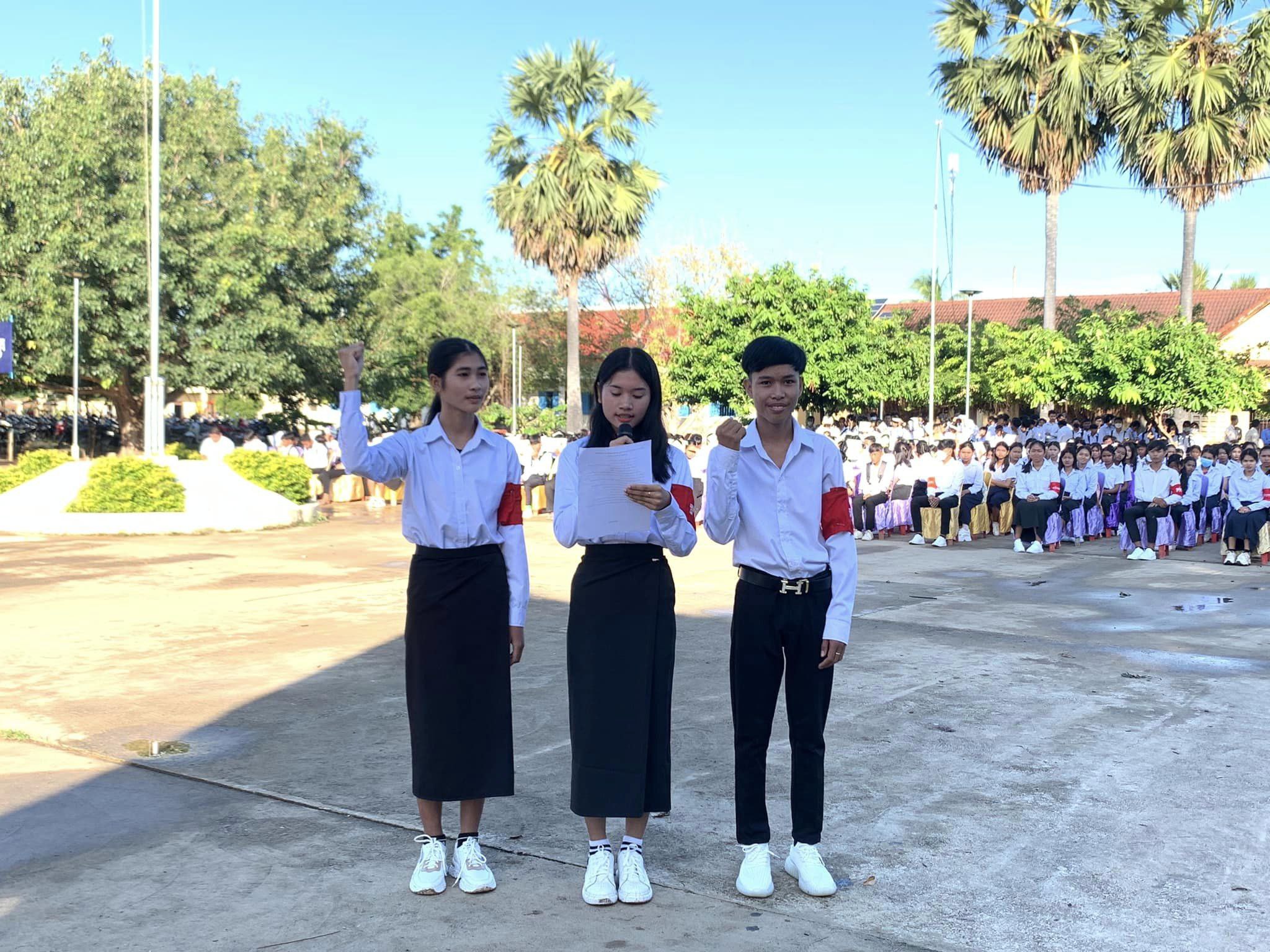 Students started their first school day for the new academic year at Sangke High School in Sangke district, Battambang province on December 1. SANGKE HIGH SCHOOL