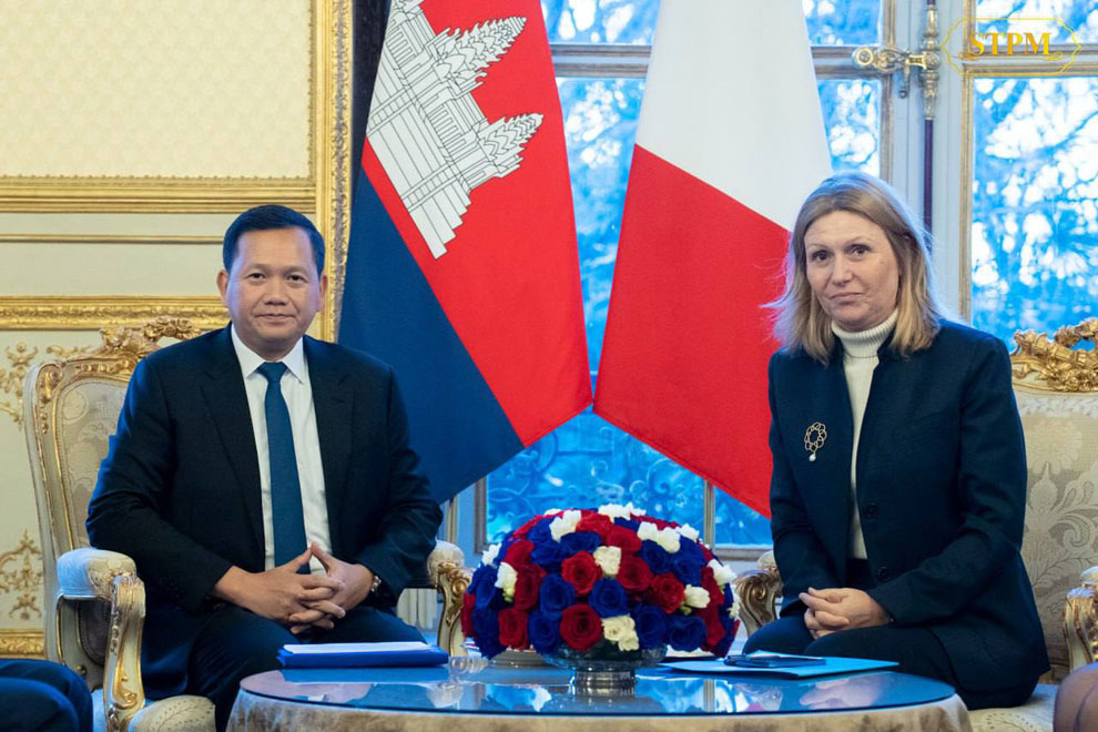 Prime Minister Hun Manet (left) met with Yaël Braun-Pivet, president of the French National Assembly in Paris on January 18. STPM