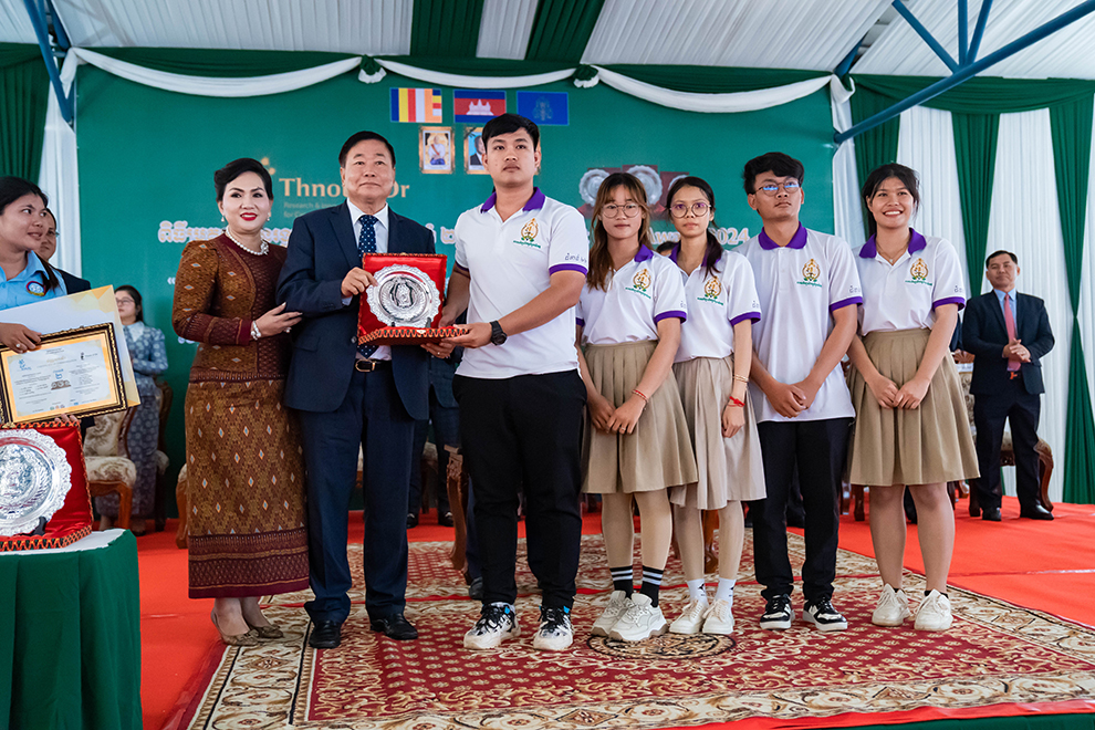 The third-place team, from the Kampong Speu Institute of Technology (KSIT), also innovated a processed cashew cheese. Supplied