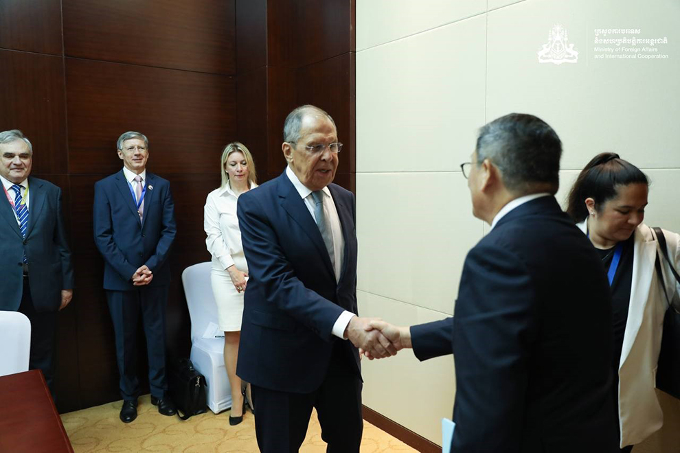 Russian foreign minister Sergey Lavrov (left) shakes hands with his Cambodian counterpart Sok Chenda Sophea during their July 25 meeting at the sidelines of the ASEAN Foreign Ministers' Meeting (AMM) in Vientiane, Laos. Foreign ministry