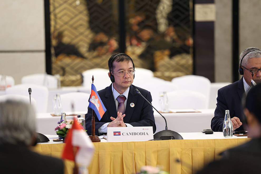Institute for International Studies and Public Policy (IISPP) director Neak Chandarith attends the ASEAN Socio-Cultural Community (ASCC) Council High-Level Interface with ASCC Eminent Persons on August 12 in Vientiane, Laos. Education ministry