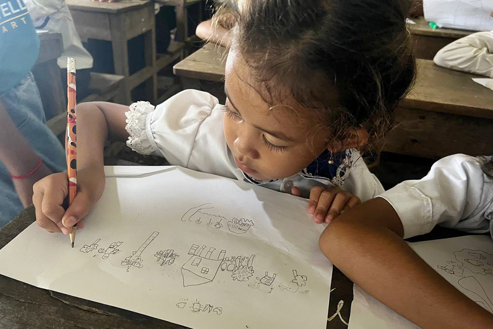 On September 1, two special activities took place, led by volunteer instructors, including a team specialising in water-based techniques. Supplied