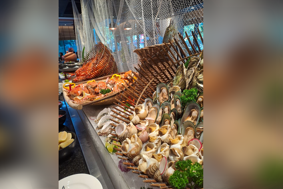 The Seafood Brunch Buffet featured a smorgasbord of the finest fresh seafood, including crab, oysters, mussels and giant prawns. Post Staff