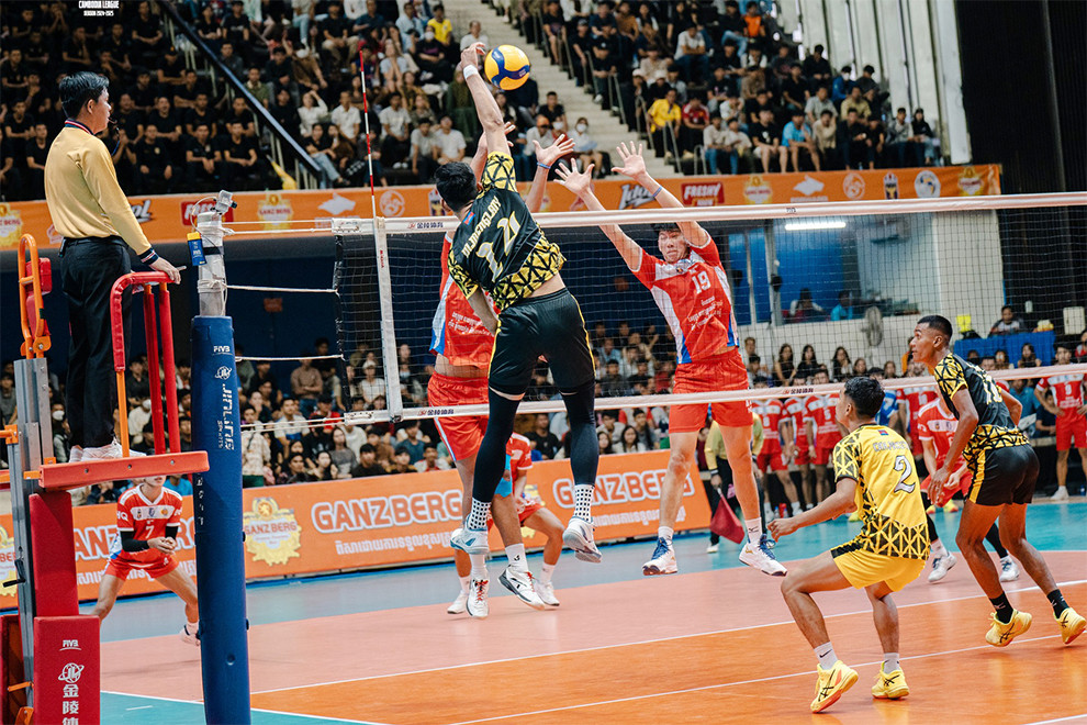 The Bodyguard Headquarters (in red) take on the Ministry of Interior at the National Olympic Stadium on Sunday. Volleyball federation