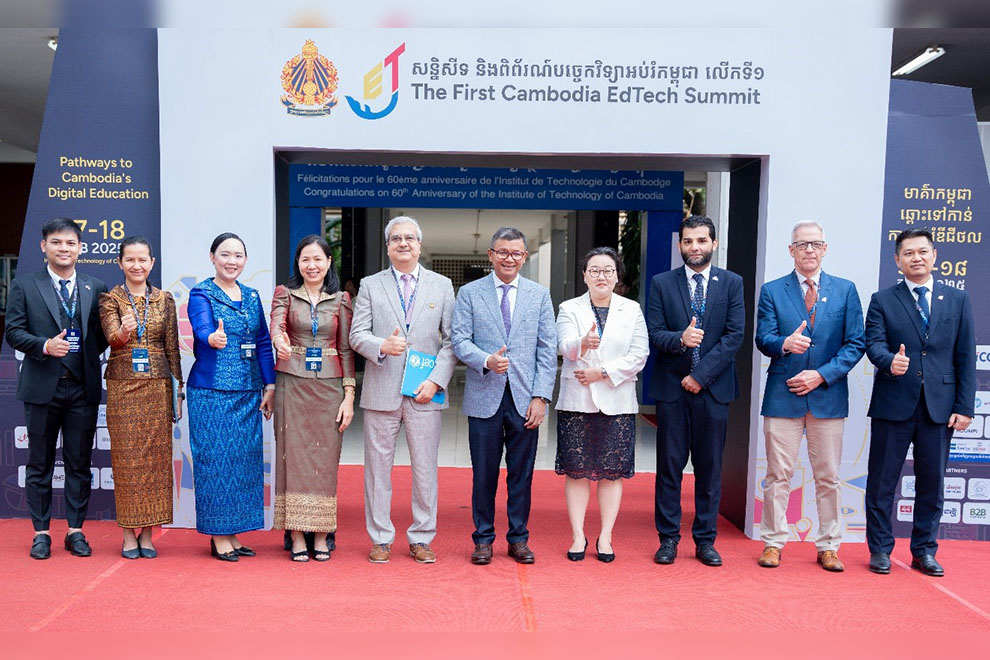 Education minister Hang Chuon Naron (centre-right), with strategic partners of the summit. Education ministry