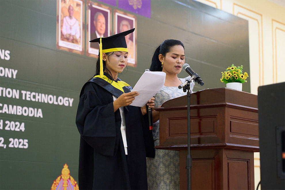 A student and her mother express their gratitude to PNC during her graduation. Supplied