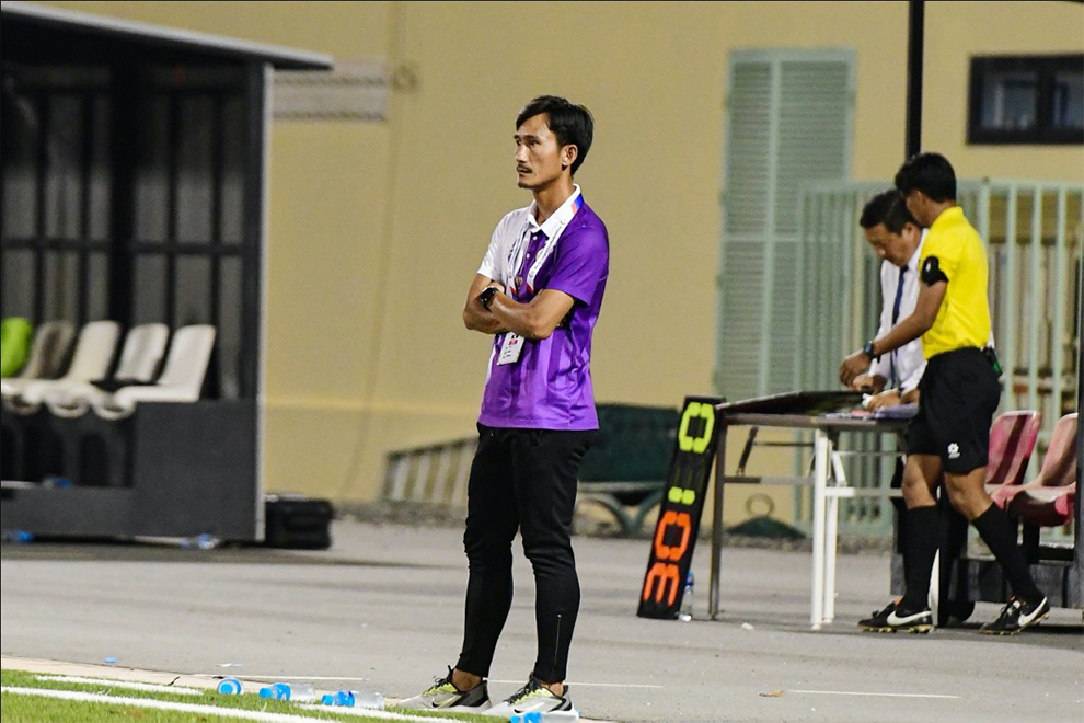 A former Cambodian national player, Naga coach Khim Borey faces the tough challenge of overcoming a 4-0 aggregate margin in this weekend’s return encounter. NagaWorld