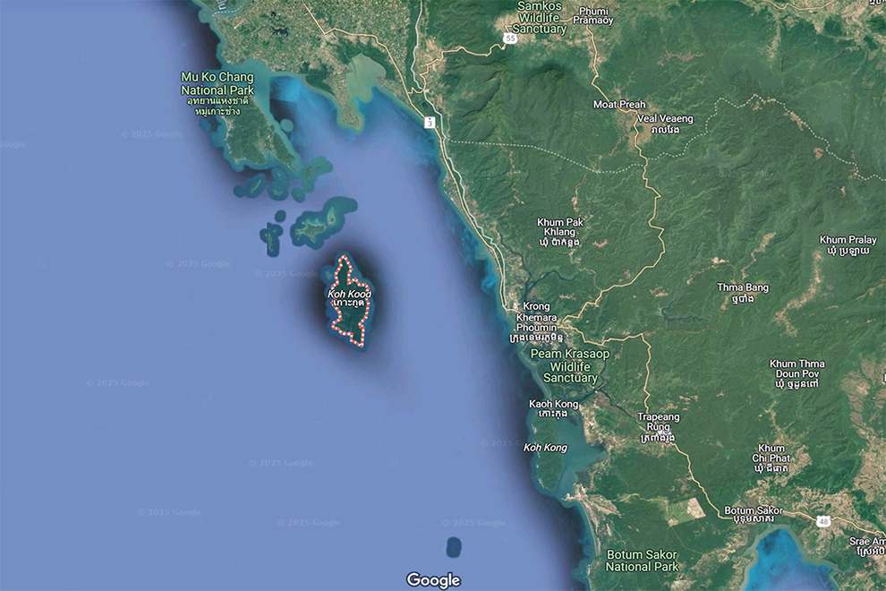 The disputed island of Koh Kut is closer to the Cambodian mainland than that of Thailand. Google