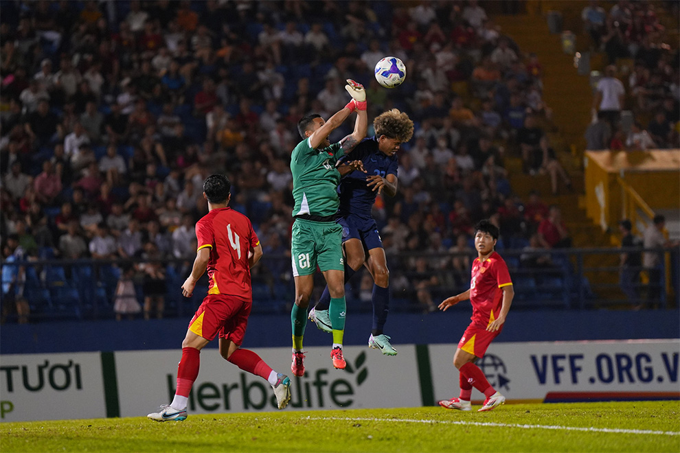 The Kouprey were unable to break their losing streak against Vietnam, but narrowed the gap to just 2-1. FFC