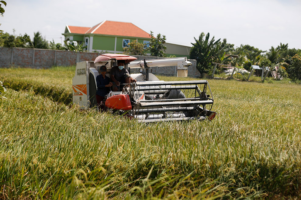 CAFE25 has been strategically designed to meet Cambodia’s specific context... while improving the ease of doing business for Cambodia's agri-food businesses and modern agricultural communities. Post staff