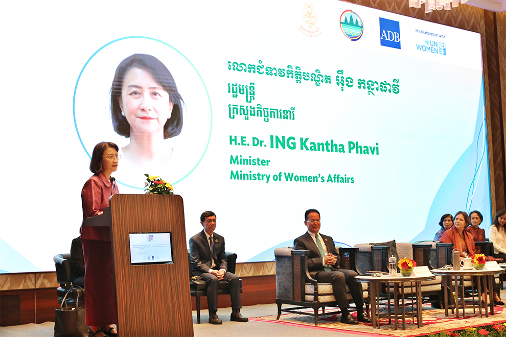 Women’s affairs minister Kantha Phavi spoke passionately about the importance of equity in addressing the climate crisis. Hong Raksmey