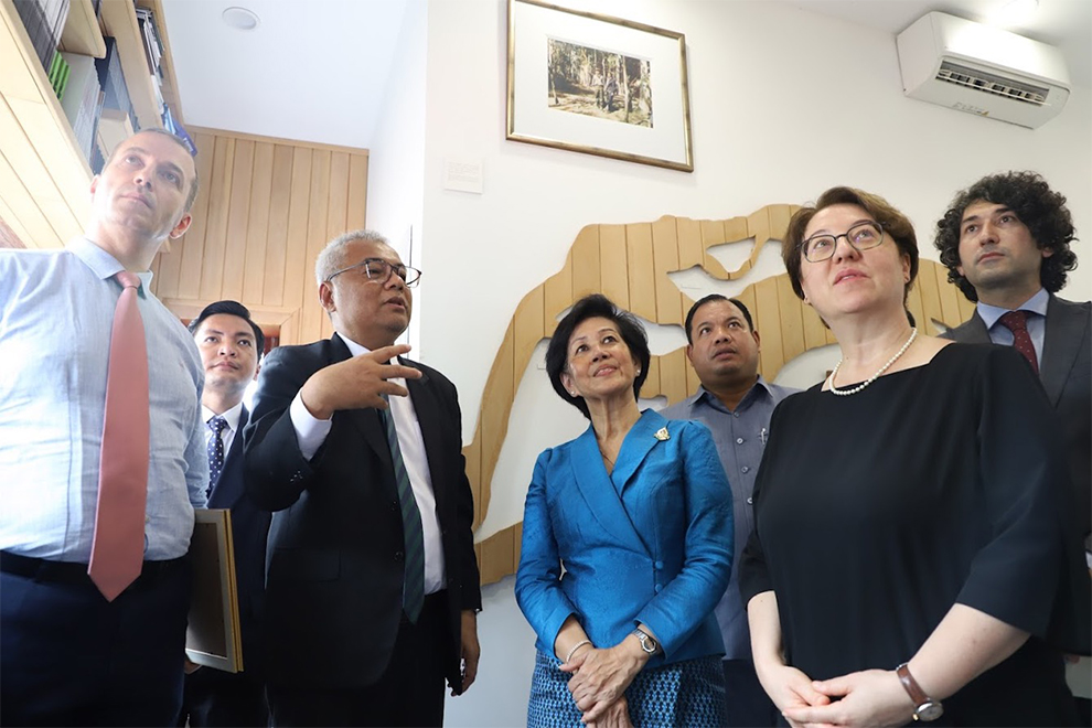 Princess Norodom Arunrasmy (centre), the youngest daughter of the late King Father Norodom Sihanouk and the Queen Mother, attended the June 1 inauguration ceremony. DC-Cam