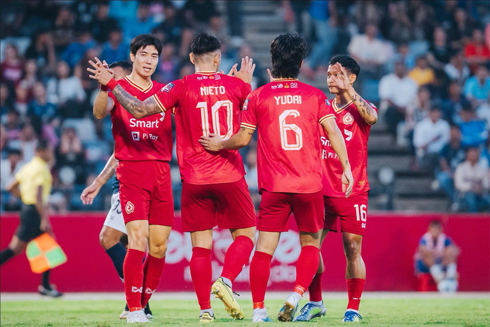 South Korean defender Yi Young Park (left) plays alongside Nieto Rondon and Yudai Ogawa for Phnom Penh Crown. Crown FC