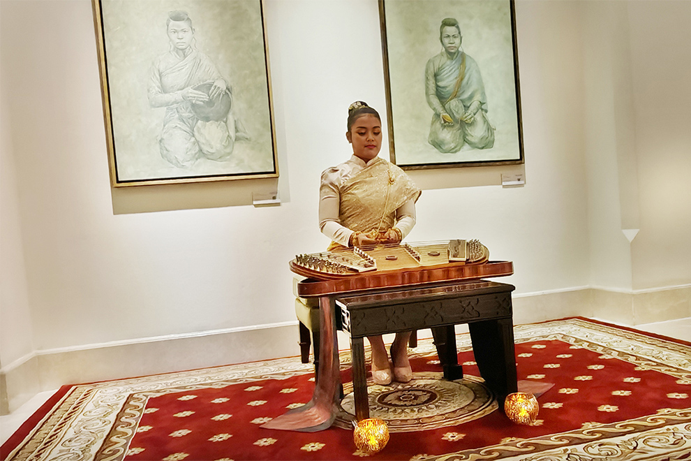 Im Pesey and Charles-Henri Chevet, General Manager of Sofitel Phnom Penh Phokeethra, deliver their remarks at the July 4 inauguration of the exhibition. Hong Raksmey