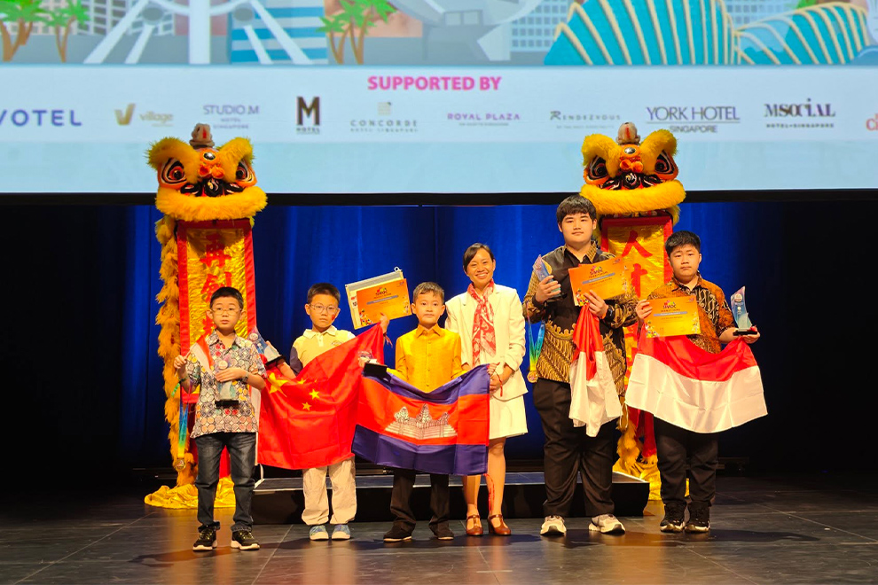 One of Cambodia’s most prominent students is Hun Pichmonyrithyseth (yellow shirt, centre), the youngest son of Prime Minister Hun Manet. SIMCC SASMO Cambodia