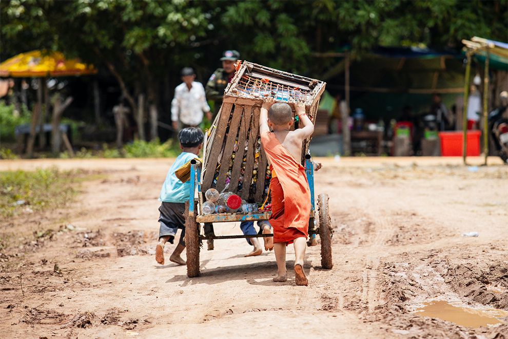 The organisation announced that at least 135,000 Cambodians have been displaced by the border conflict. UNICEF