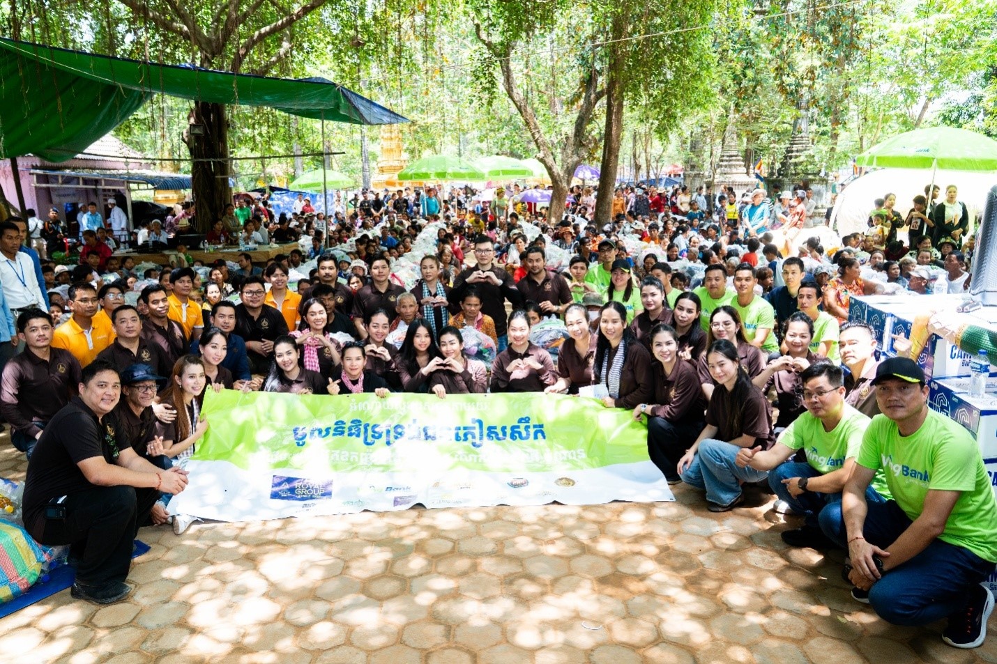 She was joined by key leaders from the members of the Royal Group of Companies, as well as management and staff from Wing Bank, Cellcard, Cambodia Broadcasting Service, Infinity General Insurance, Hotel Cambodiana, Royal Railway Cambodia and the Khmer Artist Association. Supplied