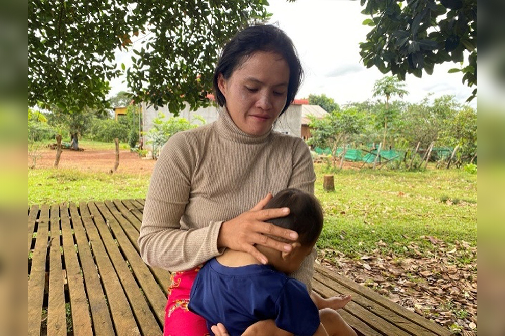 Nhoeb Poeut, 28, currently resides in Andoung Kraloeng village, O’Reang district, Mondulkiri. DC-Cam