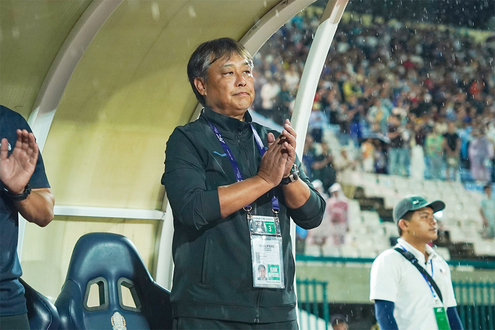 Cambodian U23 coach Koji Gyotoku was proud of how hard his players fought against their heavily favoured opponents. FFC