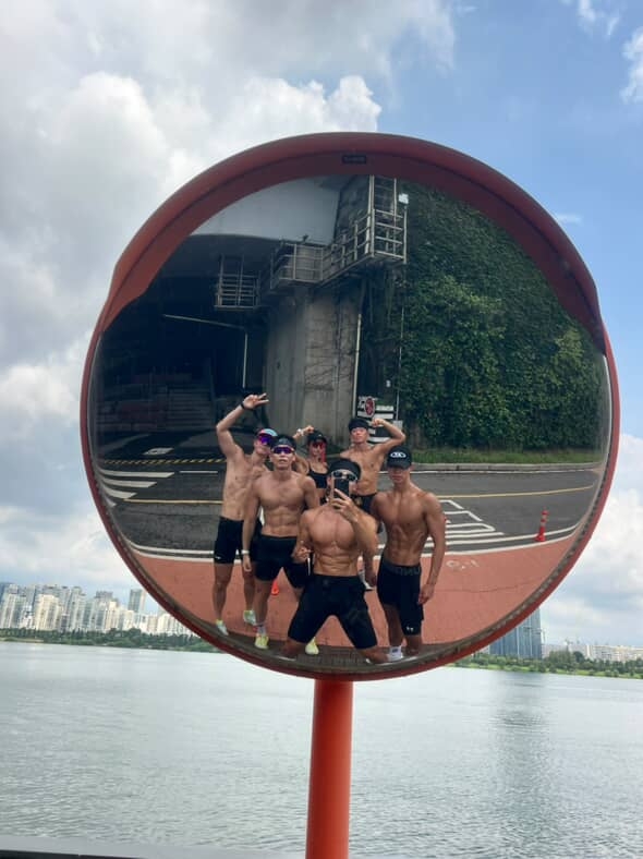 Yun and his running mates. PHOTO: CONTRIBUTED/THE KOREA HERALD