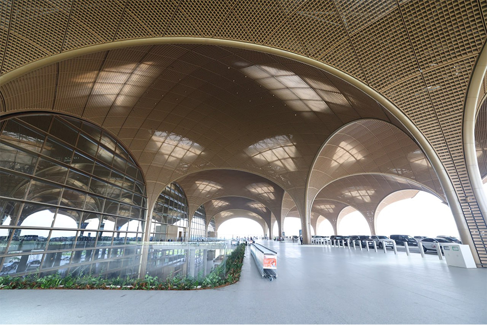 Phnom Penh’s Techo international Airport, which began operations on September 9, is capable of handling up to 15 million passengers per annum. Supplied