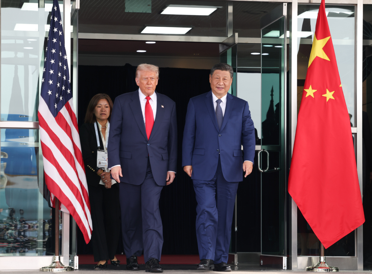 President Xi Jinping meets with US President Donald Trump in Busan, South Korea, Oct 30, 2025. [Photo/Xinhua]