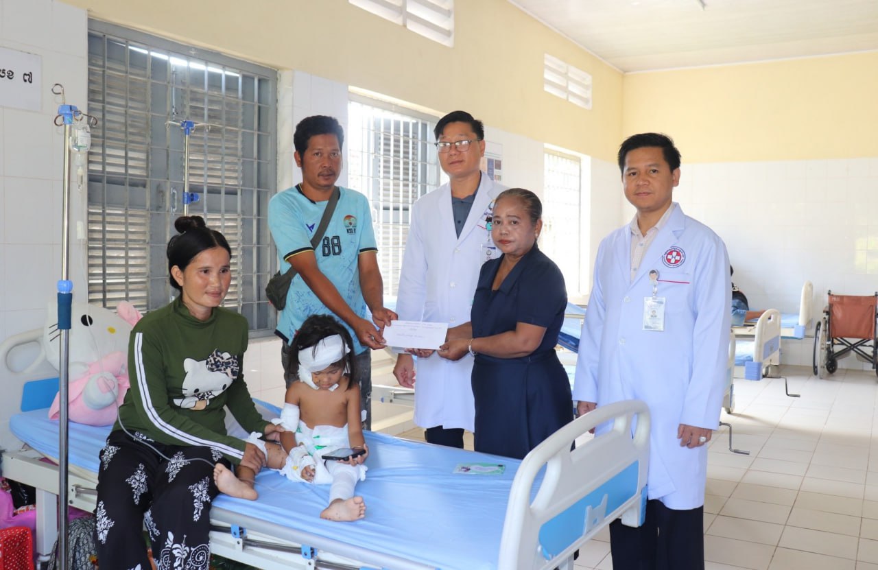 Her family have agreed to accepted compensation from the owner of the dogs, and have also received support from Koh Kong provincial governor Chhy Va, along with other provincial officials. Koh Kong hospital