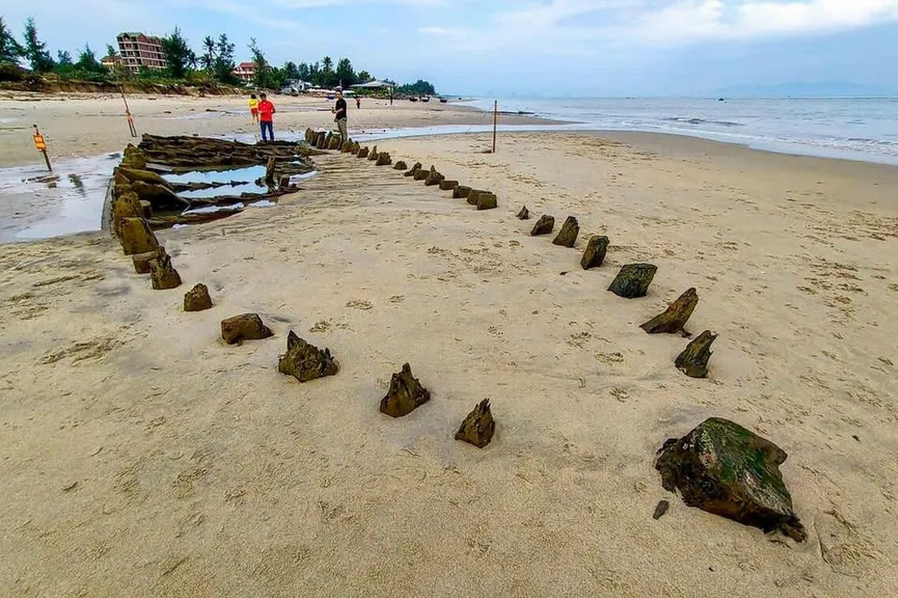 Experts have not yet dated the wreck, but preliminary findings suggest it was built between the 14th and 16th centuries. AFP/VNA Photo