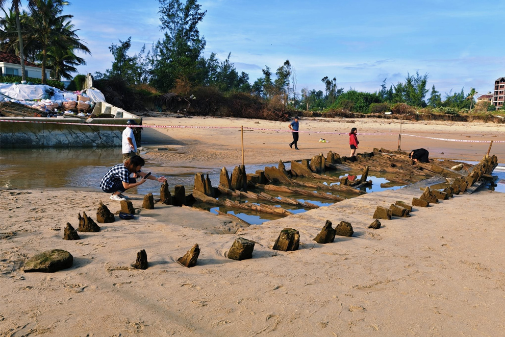 Photos courtesy of Trung Đào