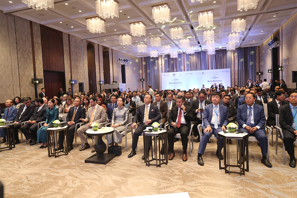 Sixteen Dubai-based companies from sectors including construction, FMCG, food and beverages, engineering, healthcare and oil and gas joined the mission under the chamber’s “New Horizons” programme in Phnom Penh. Hong Raksmey