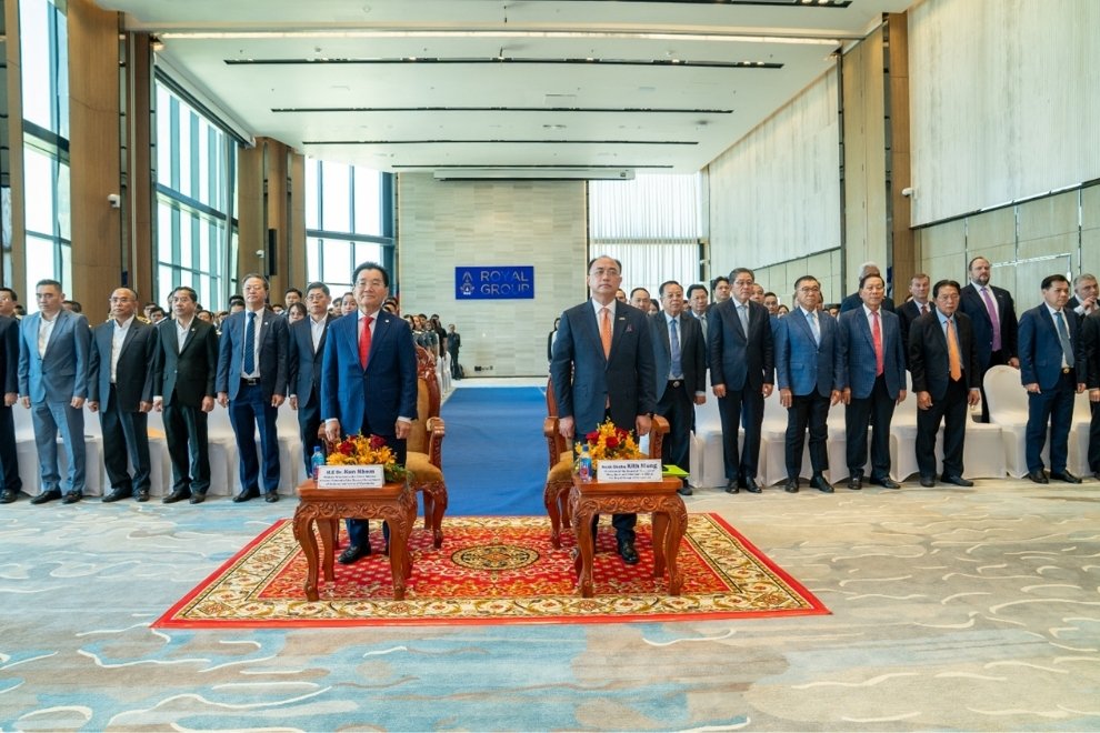 This collaboration ensures that payments of customs duties and taxes to the national budget are processed efficiently.