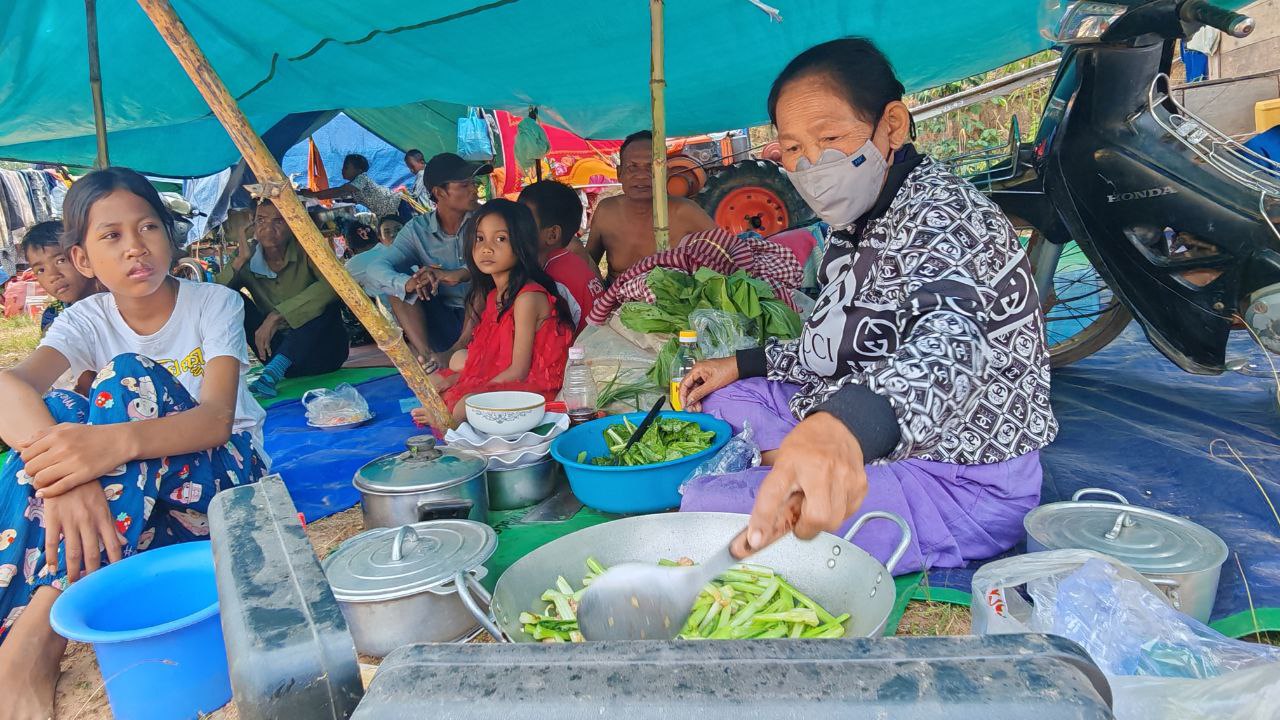 This boy is missing out on an education as he and his family were forced to flee to shelter, at Por Selaram Pagoda in Preah Vihear town. Hong Raksmey