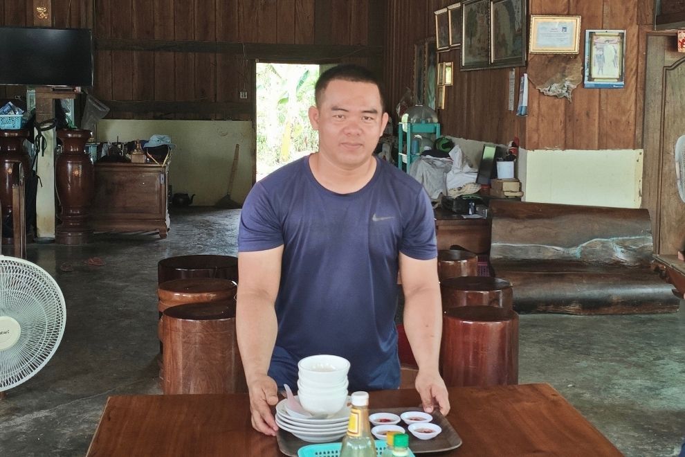 From limited space to local favourite: How LOLC financing helped transform "Sromoch Khmao" restaurant