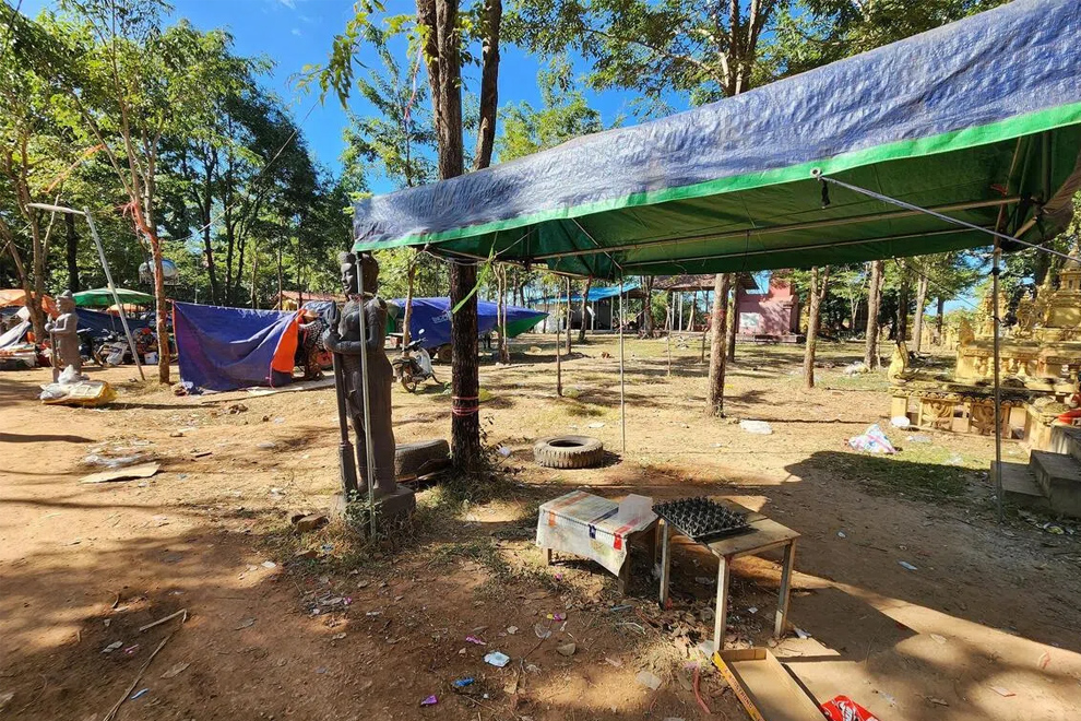 Many displaced civilians fled the grounds of Chroy Neang Ngourn Pagoda hurriedly and left some items behind. PHOTO: THE STRAITS TIMES