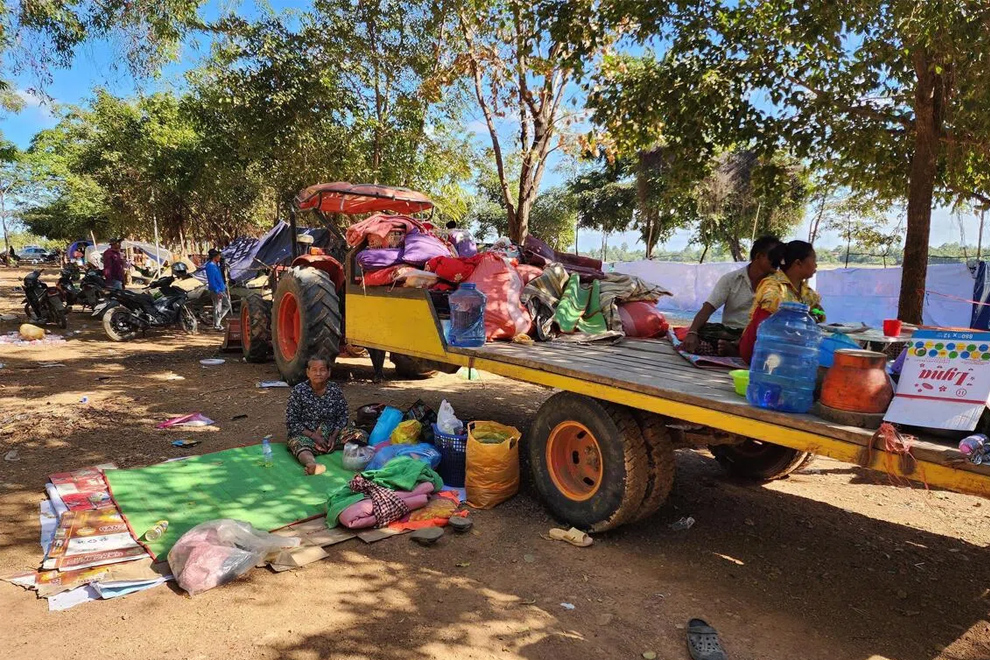 Some evacuees are choosing to remain in the Chroy Neang Ngourn Pagoda grounds as they are taking a wait-and-see approach. However, they have also loaded up their truck to move quickly if necessary. PHOTO: THE STRAITS TIMES