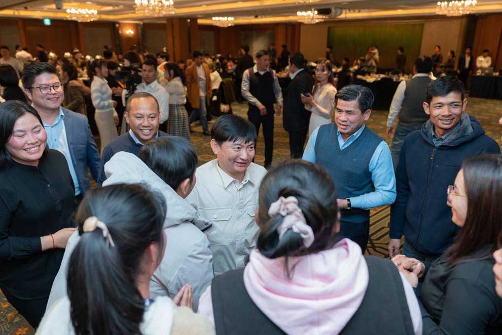 Workers in South Korea should bring expertise home: Sour