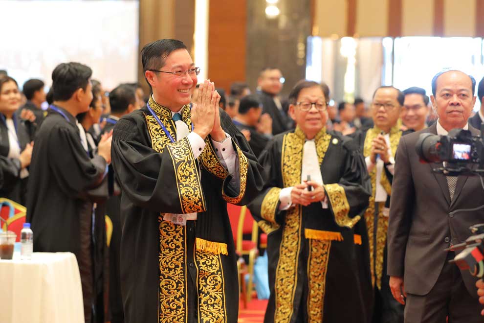 BAKC's free legal aid to state teachers lauded