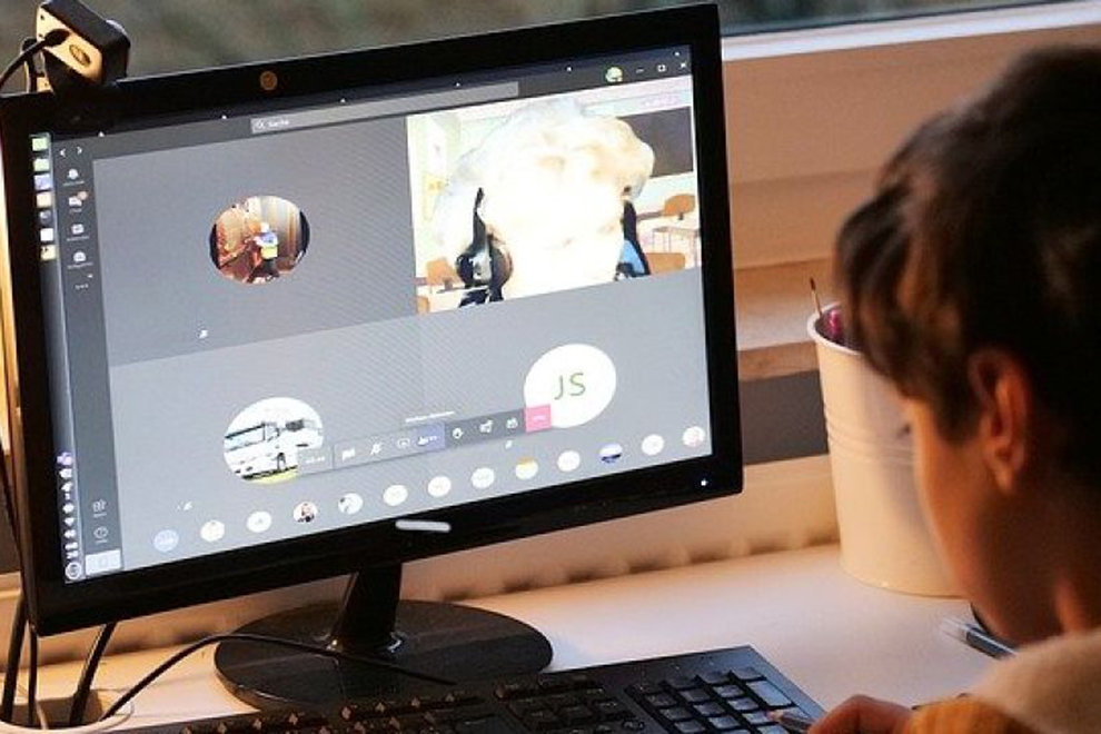 Malaysian teenage boys more vulnerable to social media risks than girls