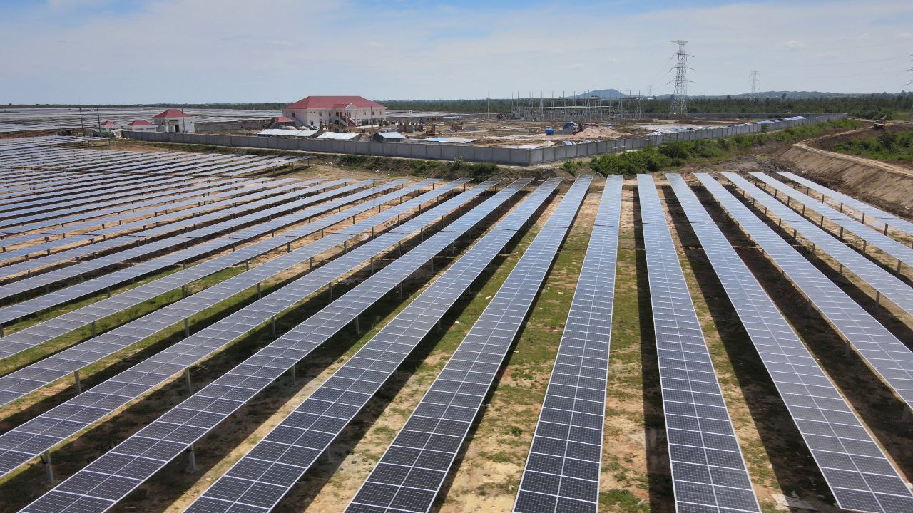 The purchase of land required for substations was based on independent valuation studies conducted in coordination with tax authorities. Supplied