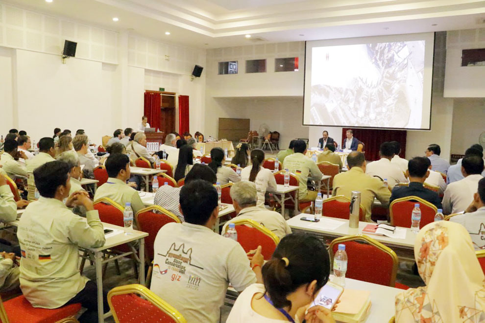 Angkor learns from German cathedrals' care