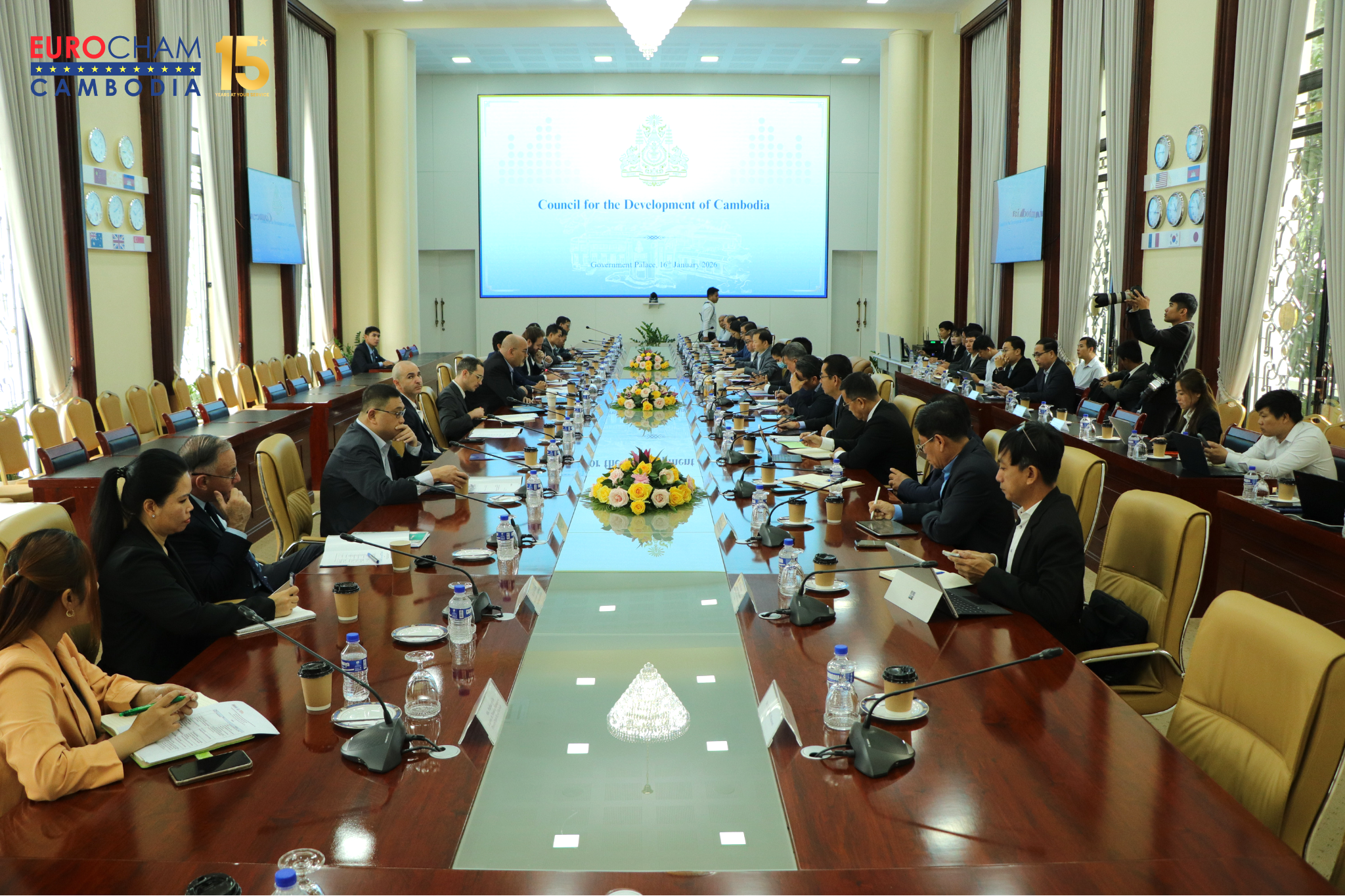 Sun Chanthol, first vice-chairman of the Council for the Development of Cambodia (CDC), chaired a meeting to review EuroCham Cambodia’s policy paper on improving efficiency and capacity at the Sihanoukville Autonomous Port (PAS). Supplied