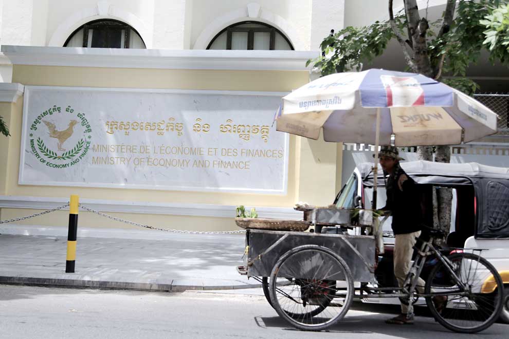 BCG report decrease in income