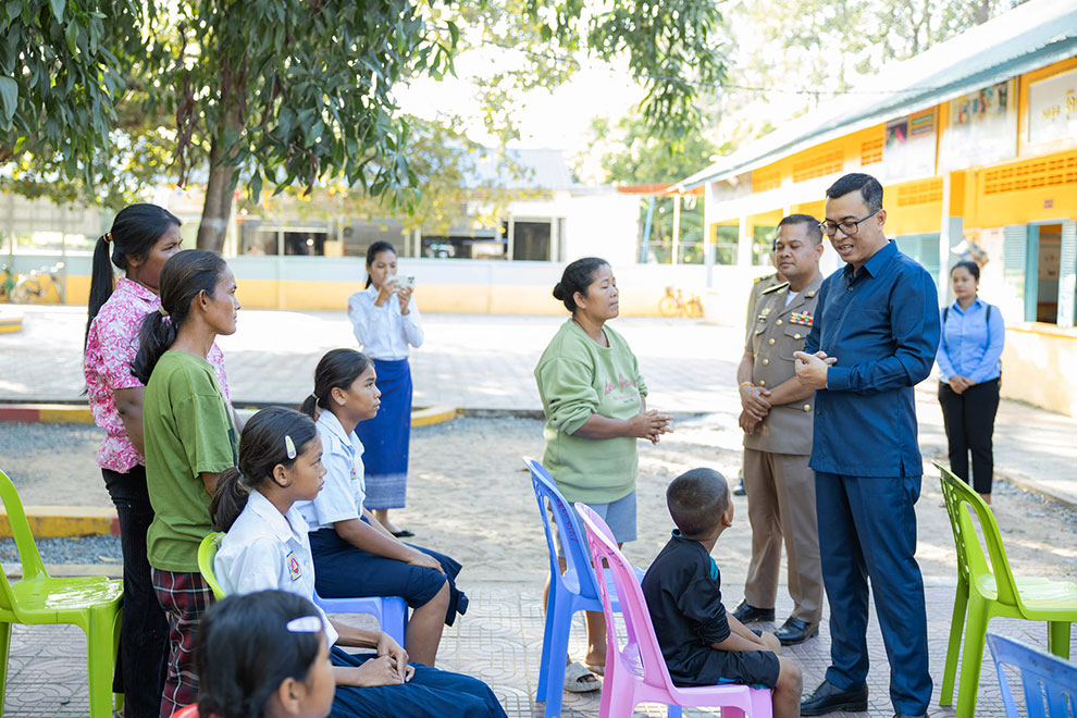 Vulnerable students to receive cash assistance