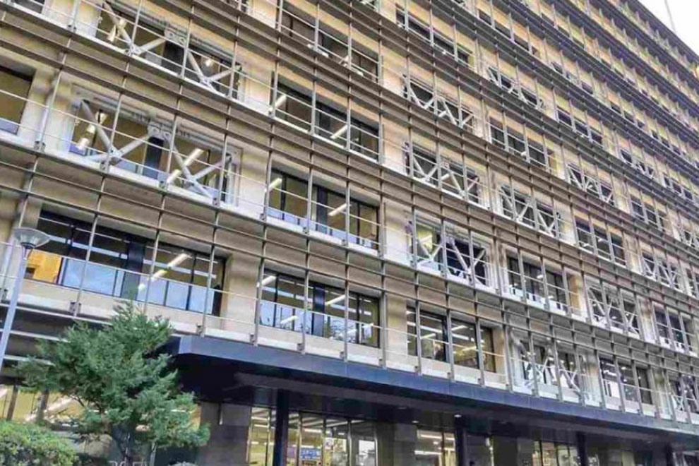 Man hijacks ambulance in Japan's Saitama